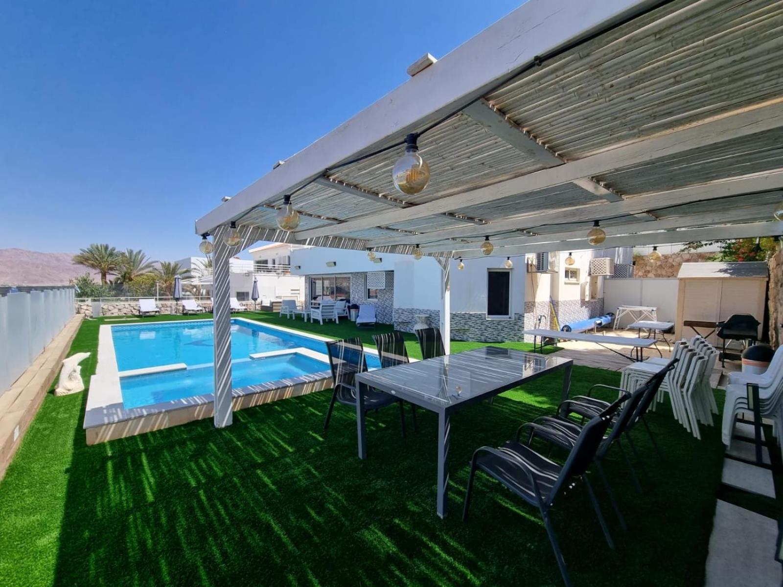 Villa With Heated Pool And Jacuzzi Sea View 300M Front Of The Beach Eilat Extérieur photo