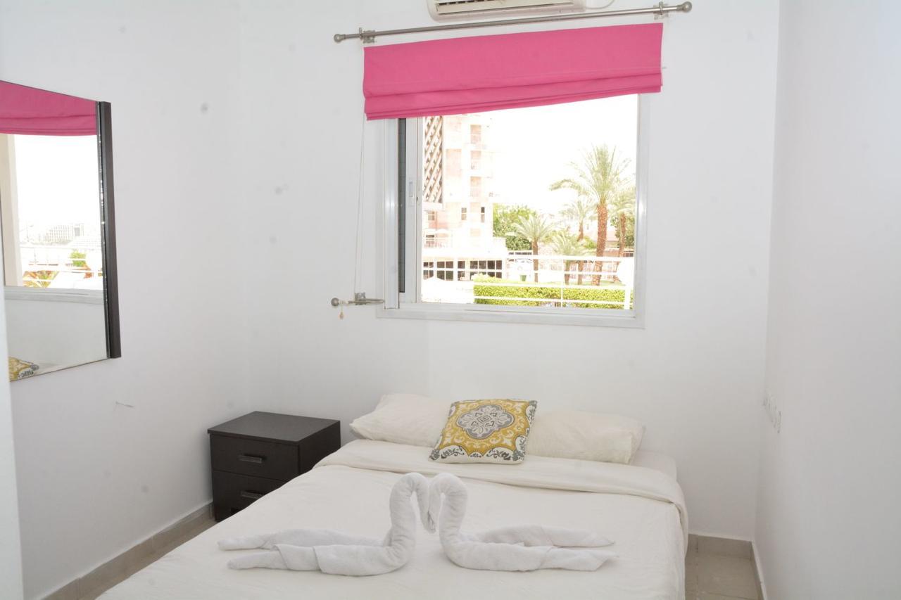 Villa With Heated Pool And Jacuzzi Sea View 300M Front Of The Beach Eilat Extérieur photo